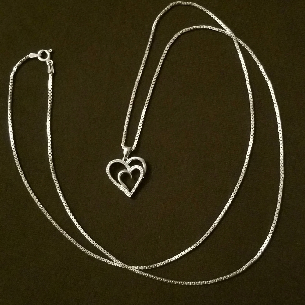 Vintage .925 Sterling Silver Double Heart Pendant Necklace -30" Box Chain- Italy
